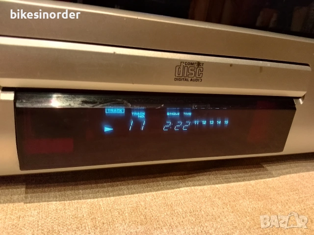 Kenwood DPF1030 плейър красавец в цвят шампанско , снимка 3 - Декове - 53195799