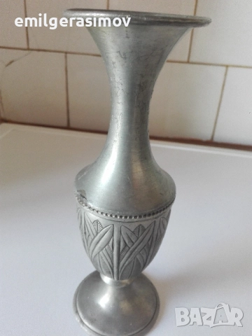 Три вази и две метални халби., снимка 7 - Други стоки за дома - 17406434