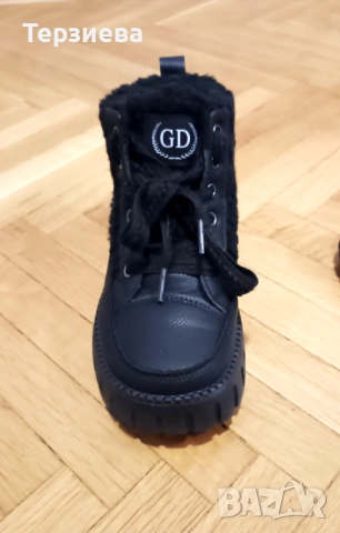 Пухкав кец, снимка 4 - Дамски боти - 53650878