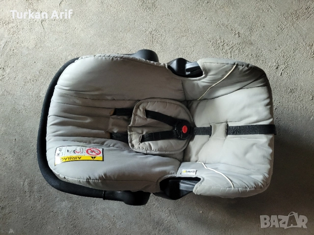 Столче за кола за новородено 