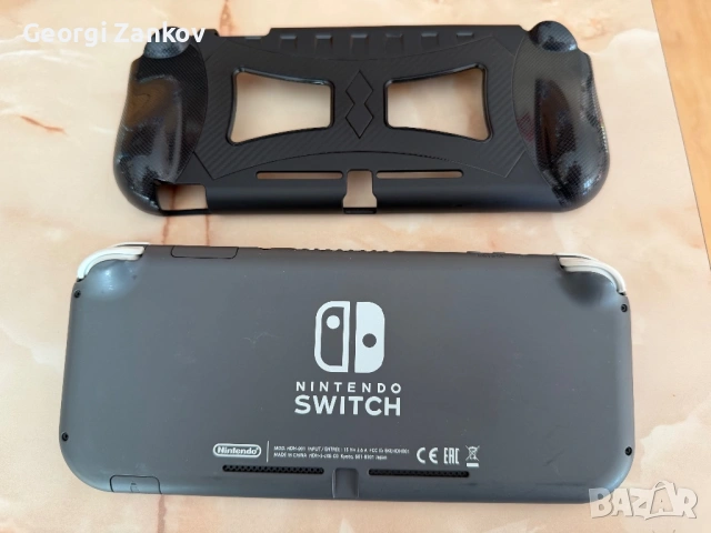 Nintendo Switch Lite, снимка 4 - Nintendo конзоли - 53666872