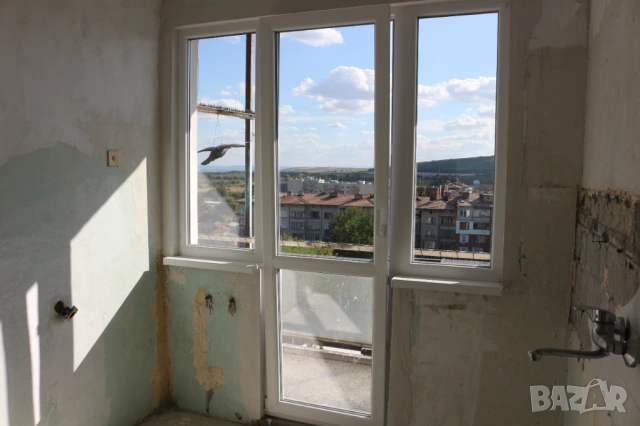 Продава светъл апартамент 72 м² в центъра на Полски Тръмбеш - южно изложение, голяма тераса, снимка 6 - Апартаменти - 54003428