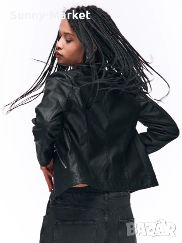Дамско черно кожено яке, снимка 3 - Якета - 53507842