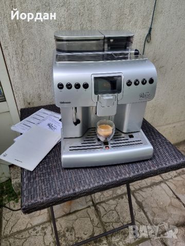Професионален каферобот Saeco Royal One Touch Cappuccino.БГ Меню. Изцяло обслужен!, снимка 4 - Кафе машини - 45252099