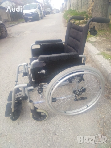 Сгъваема инвалидна рингова количка със степенки Марка: Eclip Ширина на седалката 45см Дълбочина 44см, снимка 10 - Инвалидни колички - 53721265