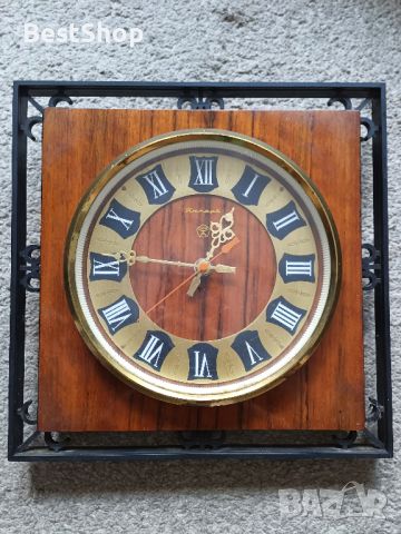Стенен ретро часовник Янтар, снимка 1 - Антикварни и старинни предмети - 46010165