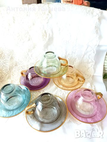  Стьклен цветен сервиз за чай, снимка 4 - Чаши - 45225469