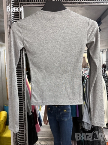 Блуза налична в размер S, M u L, снимка 10 - Блузи с дълъг ръкав и пуловери - 52927278