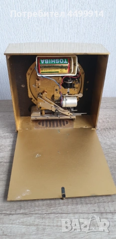 Настолен часовник JUNGHANS Електроник, снимка 7 - Антикварни и старинни предмети - 54008271