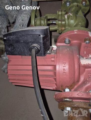 циркулационна помпа GRUNDFOS UPS 32-120/2, снимка 2 - Водни помпи - 54082871