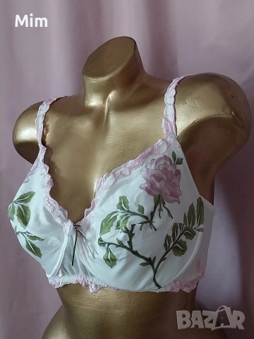 Lise CHARMEL 85 E Бял сутиен на цветя , снимка 2 - Бельо - 53028190