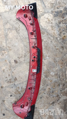 Спойлер Mazda cx3, снимка 3 - Части - 53981219