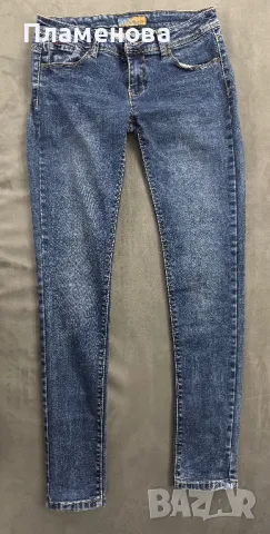 Дамски изчистени дънки 27 номер