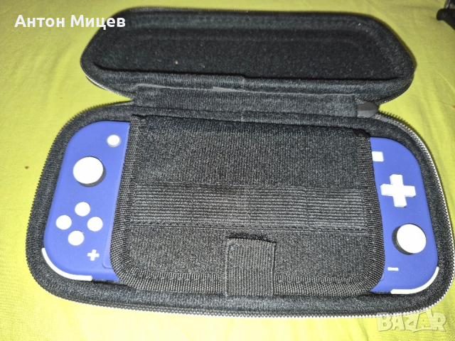 Конзола Nintendo Switch Lite + игра Mario and Rabbids Sparks of Hope, снимка 4 - Nintendo конзоли - 53574400