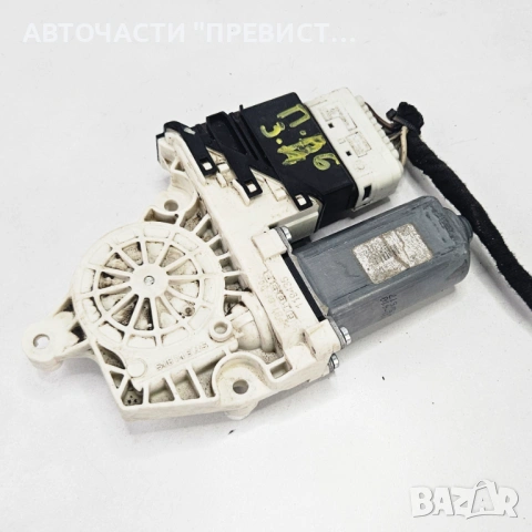 Задно Лява Машинка Стъклоповдигач Фолксваген Пасат Б6 VW Passat B6 2005-2010 OEM 993424200