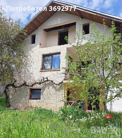 Продава имот - масивна къща в гр. Земен, на 60 км от София, снимка 1