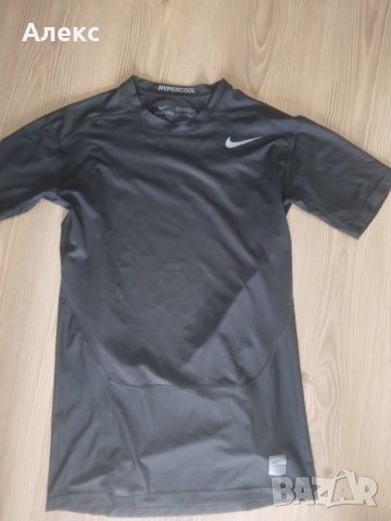 Nike Pro - тениска, снимка 1 - Тениски - 46114821