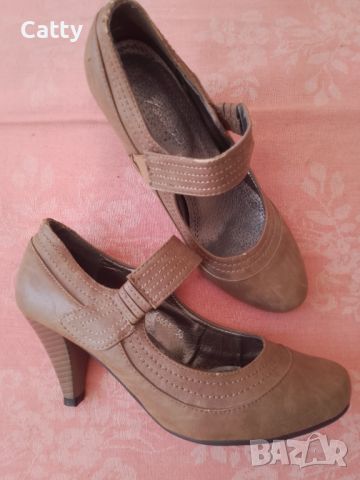 Дамски кафяви обувки с ток, снимка 1 - Дамски обувки на ток - 46008950
