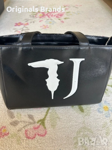 ❤️Оригинална чанта на TRUSSARDI!❤️