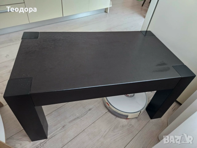 Холна дървена маса