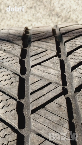 гуми 225/45/17, снимка 5 - Гуми и джанти - 53477307