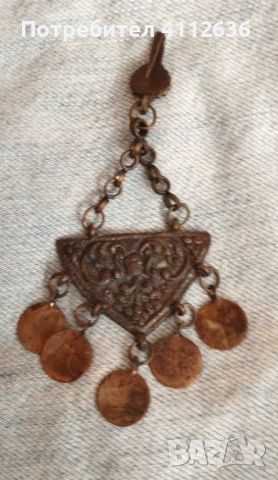 Ръчно изработена трепка във възрожденски стил