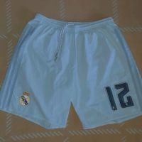 Футболни шорти Real Madrid , снимка 1 - Футбол - 46126914