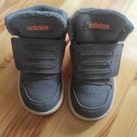 Маратонки Adidas, снимка 1 - Детски маратонки - 45142156