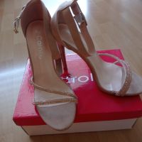 Дамски сандали, снимка 1 - Дамски елегантни обувки - 45405606