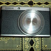 Фотоапарат FUJIFILM XF1 / повреден обектив /, снимка 1 - Фотоапарати - 45525734