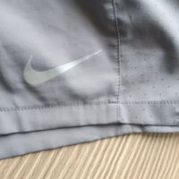 Nike - къси панталони, снимка 3 - Къси панталони и бермуди - 45287421