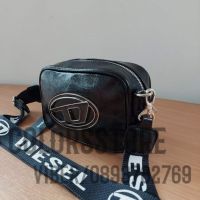 Черна чанта Diesel код SG/47Z, снимка 2 - Чанти - 42813114