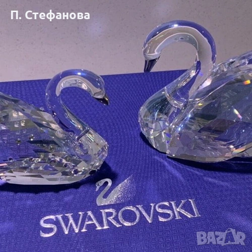 Swarovski комплект лебеди от бял прозрачен кристал, снимка 1