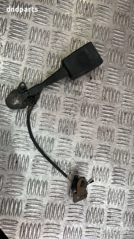 Закопчалка предна седалка Audi A4 2005г., снимка 1