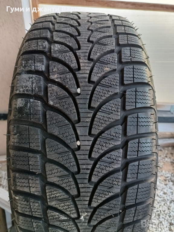 Зимна гума 235 55 17, снимка 1