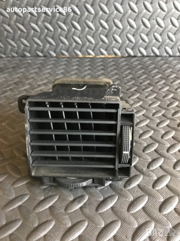 Централен въздуховод на таблото за KIA Opirus 3.5 (2006) GH97520A, снимка 1