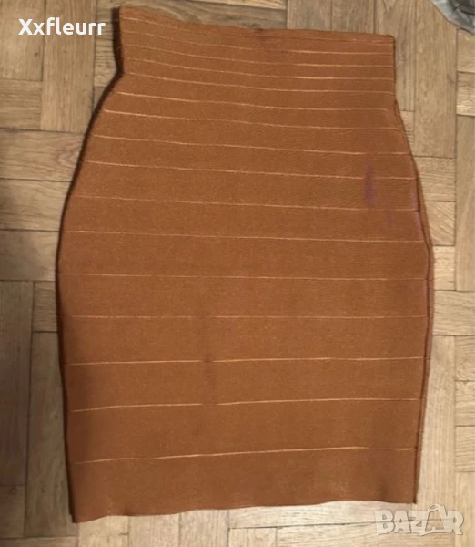 Бандажна пола, снимка 1