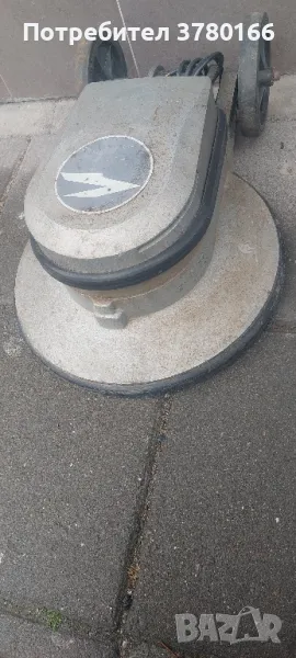 еднодискова AKA двигател , снимка 1