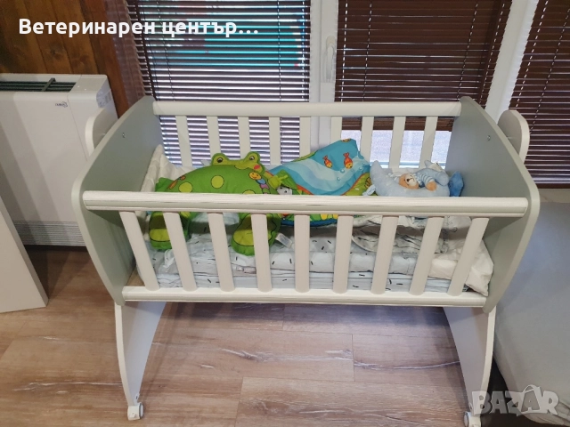 Ново малко дървено легло, снимка 2 - Бебешки легла и матраци - 51464800