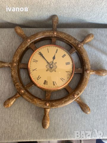 стар часовник , снимка 1 - Антикварни и старинни предмети - 46417115