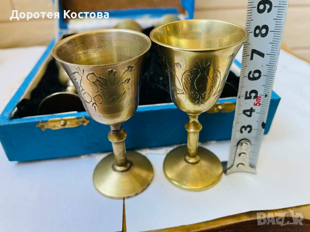 Красиви малки месингови чаши от Англия в кутия, 6 бр металорезба, снимка 7 - Антикварни и старинни предмети - 53867976