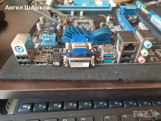 Дънна платка Z77 Asus P8Z77-M Socket 1155, снимка 2 - Дънни платки - 48175857