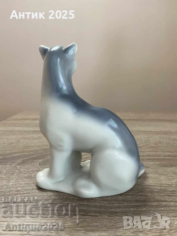 Рядка порцеланова статуетка на котка/пантера ЛФЗ (СССР), снимка 2 - Антикварни и старинни предмети - 51456801