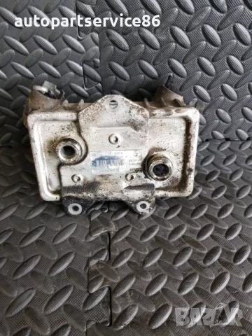 Охладител на масло 612 2.9 Tdi за Mercedes Vario (1997-2003) A6051800065, снимка 2 - Части - 53996659