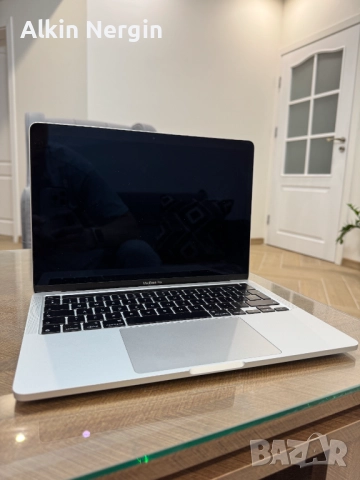 MacBook Pro 13" M2, снимка 2 - Лаптопи за работа - 52337279