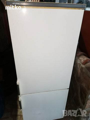 Хладилник с долна камера, снимка 1 - Хладилници - 45966511