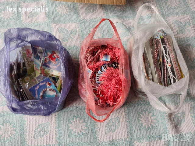 Мартеници на едро, снимка 2 - Български сувенири - 53465329