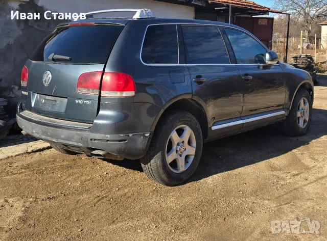 vw touareg 5.0 v10 цял за части, снимка 2 - Автомобили и джипове - 48075868