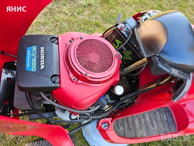 ТРАКТОРНА КОСАЧКА HONDA. ДВУЦИЛИНДРОВА. ПЕРФЕКТНА , снимка 14 - Градинска техника - 53665219