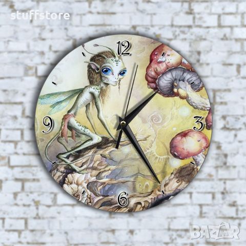 Стенен Часовник - Анимиран Извънземно Елфче, снимка 1 - Стенни часовници - 45823620